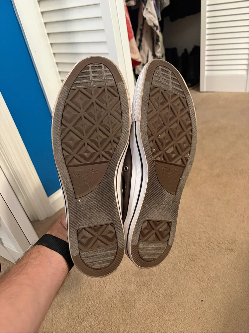 Men's Classic Low-Top Canvas Sneakers in Gray